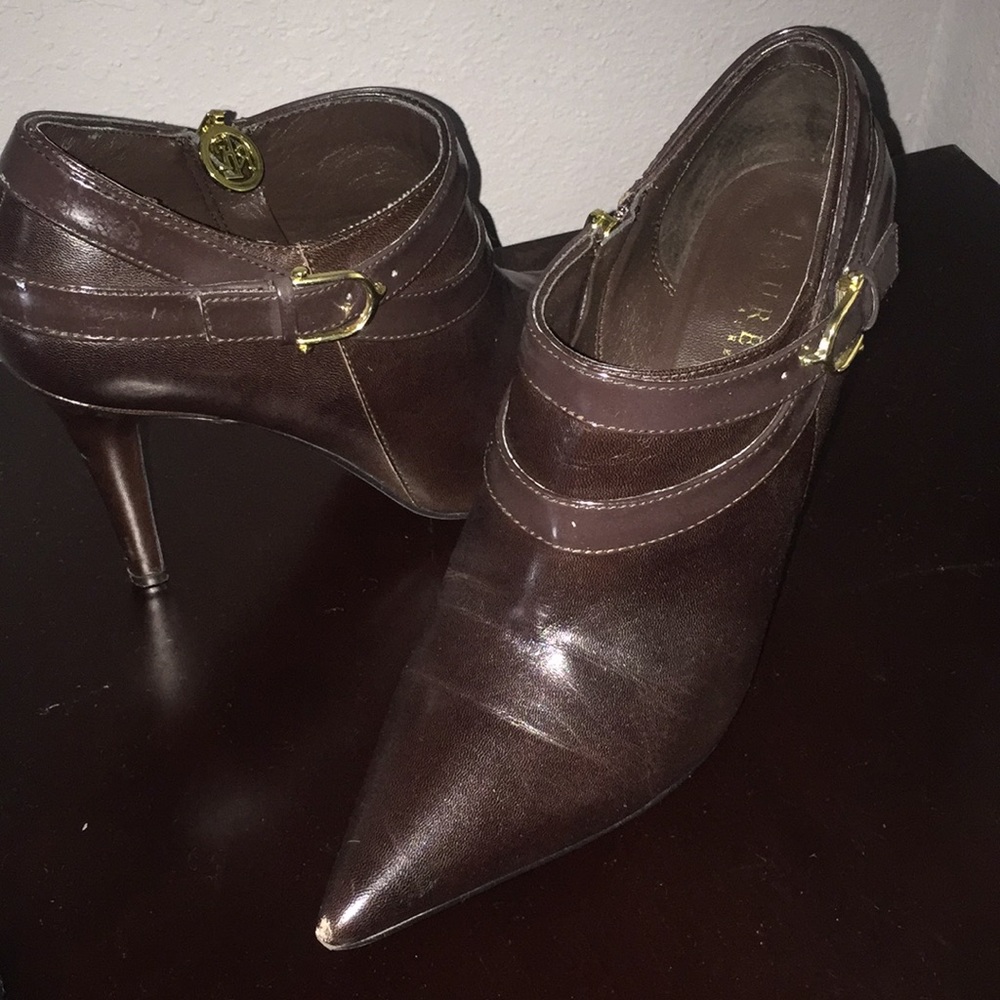 Shoes - Picture 2 of 3